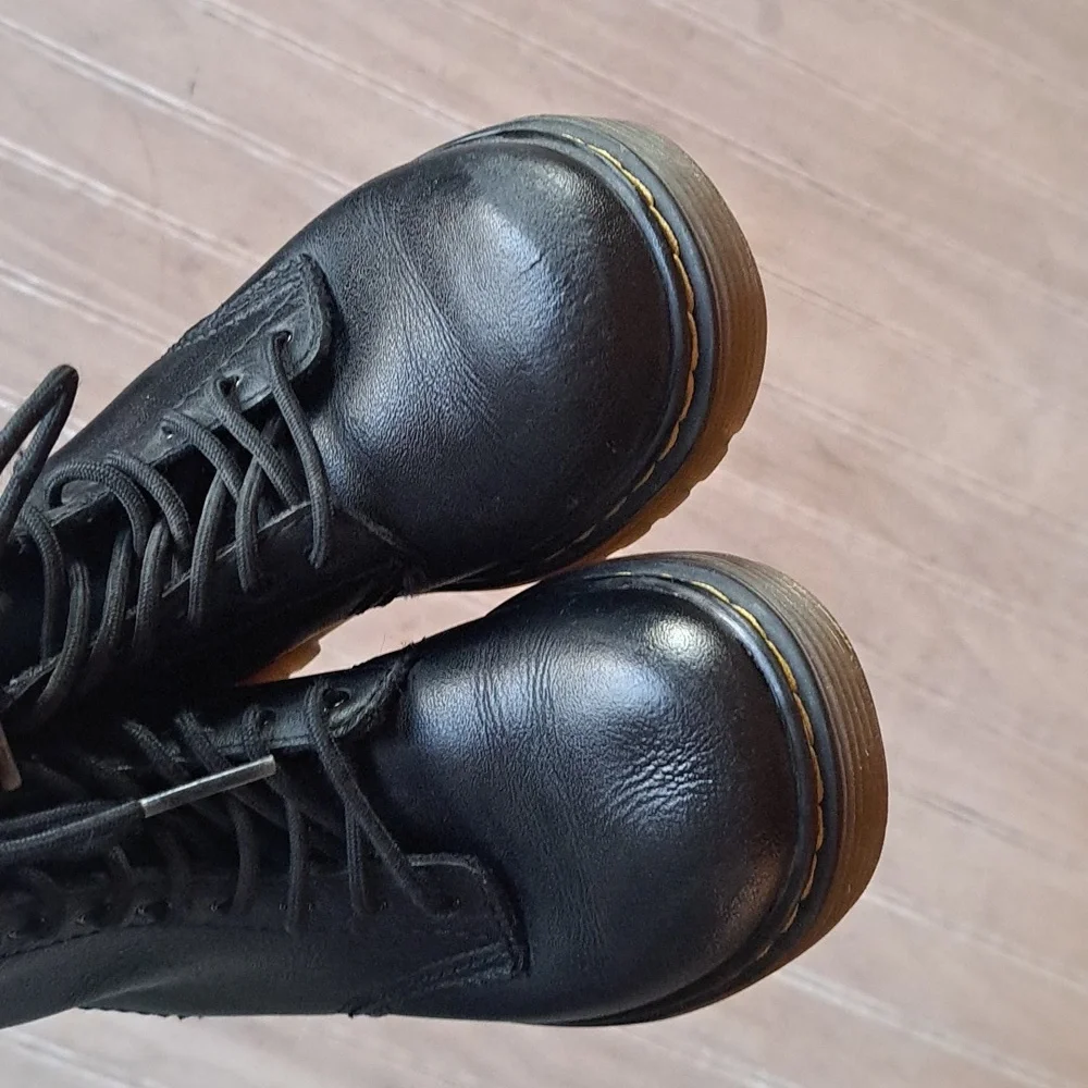 Dr. Martens 1460 T Blk Leather Lace-Up Side Zip Combat Boots Toddler Classic - Picture 5 of 10